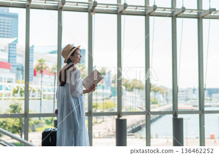 A young woman who enjoys traveling 136462252