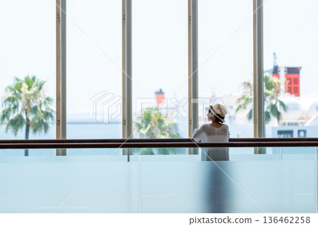 Women going on a trip 136462258