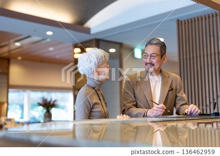 Senior couple traveling. Photo courtesy of Ito Ryokuyo. 136462959