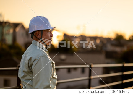 Veteran construction management supporting the site Veteran construction management supporting the site 136463662