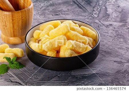 Golden crispy sweet corn sticks Golden crispy sweet corn sticks 136465574