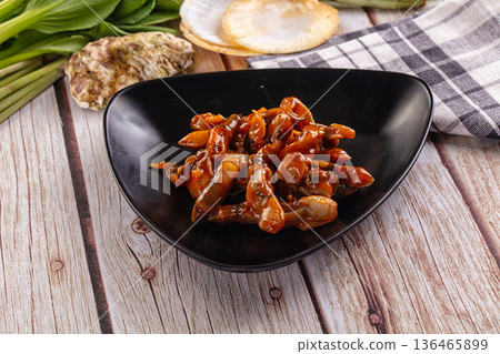 Razor shell mollusk with sauce Razor shell mollusk with sauce 136465899