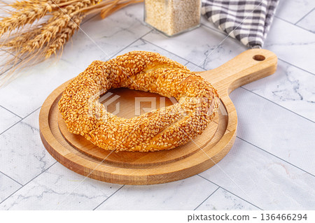 Traditional Turkish Simit circkle with sesame seeds 136466294