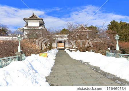 【石川縣】金澤城的銀白色石川門 【石川縣】金澤城的銀白色石川門 136469584