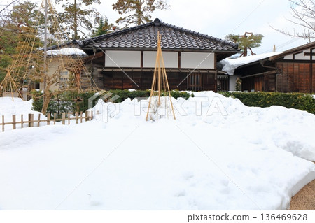 [Ishikawa Prefecture] The remains of Princess Gohime's residence at the silvery white Kanazawa Castle 136469628