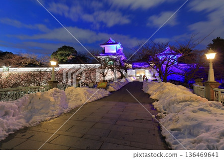 [Ishikawa Prefecture] The silvery white night view of Kanazawa Castle's Ishikawa Gate 136469641