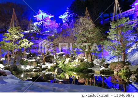 【石川縣】金澤城石川門銀白的夜景 136469672