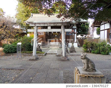 Azusamiten Shrine, Kanekage Shrine (Cat Return Shrine) Azusamiten Shrine, Kanekage Shrine (Cat Return Shrine) 136470127