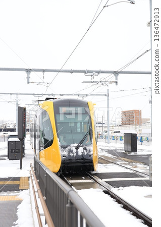 宇都宮平石站“輕軌與雪景” 136472913