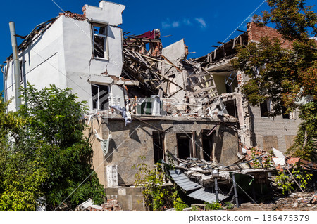Donbass road, Ukraine Donbass road, Ukraine 136475379