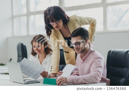 Business team in the office 136476368