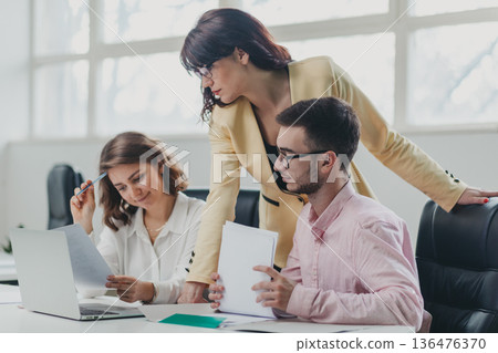 Business team in the office 136476370