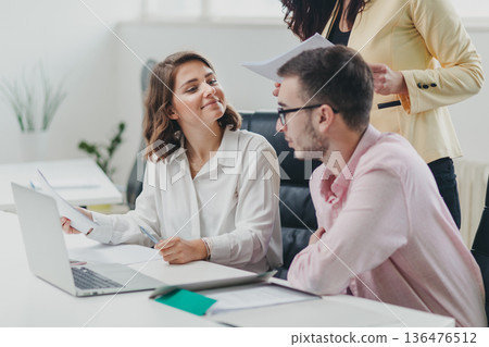 Business team in the office 136476512