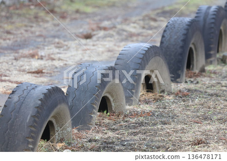 Tire playground equipment Tire playground equipment 136478171
