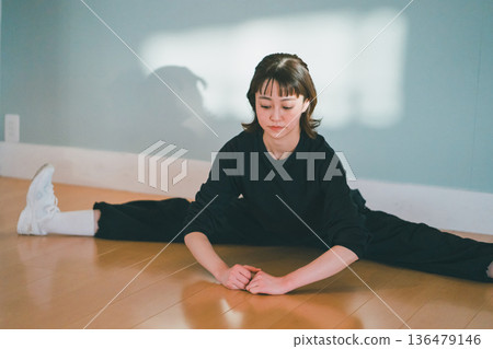 dancing, female, lady 136479146