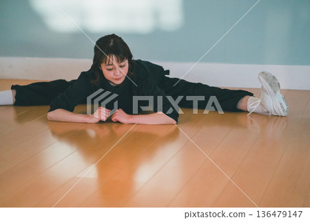 dancing, female, lady 136479147