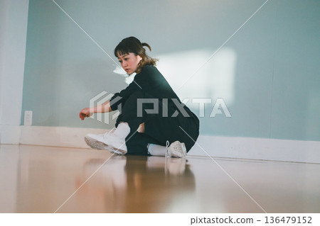 舞 舞蹈 跳舞 136479152