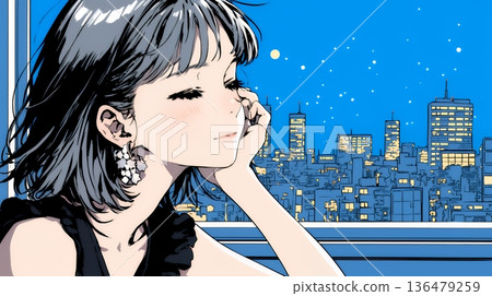 一位年輕女子靠在陽台上，享受著夜風，眺望著城市景色。 136479259