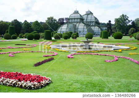 Austria_Vienna_Schönbrunn Palace Austria_Vienna_Schönbrunn Palace 136480266
