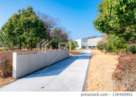 香川縣立東山魁夷瀨戶內美術館 136480981