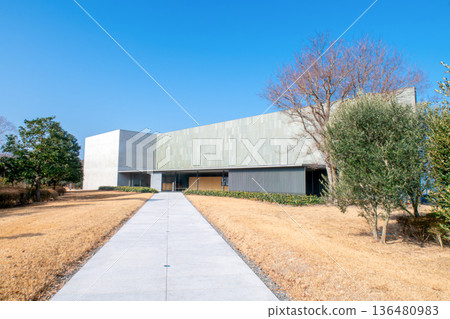 Kagawa Prefectural Higashiyama Kaii Setouchi Museum of Art 136480983