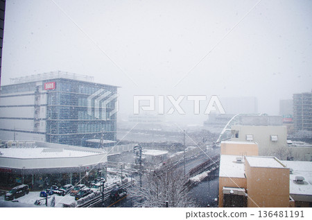 Snowfall in Tokyo for the first time in a long time Snowfall in Tokyo for the first time in a long time 136481191