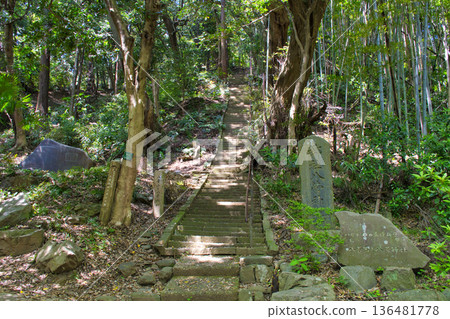 【神奈川縣】安賀神社大禦坂山 【神奈川縣】安賀神社大禦坂山 136481778