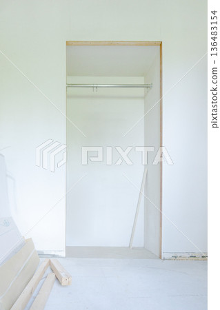 Interior renovation, closet, interior construction site, white walls, apartment Interior renovation, closet, interior construction site, white walls, apartment 136483154