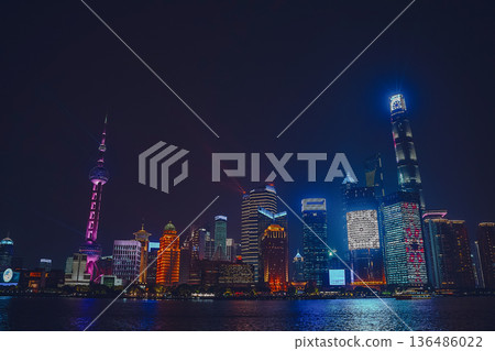 beautiful shanghai skyline view from the bund at night beautiful shanghai skyline view from the bund at night 136486022