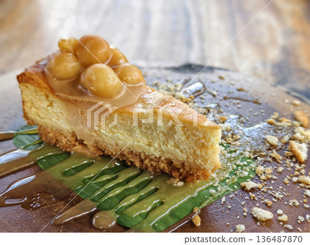 Macadamia cheese cake, dessert Macadamia cheese cake, dessert 136487870