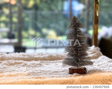Mini Christmas tree for decoration 136487908