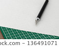 Cutting mat and design knife 136491071
