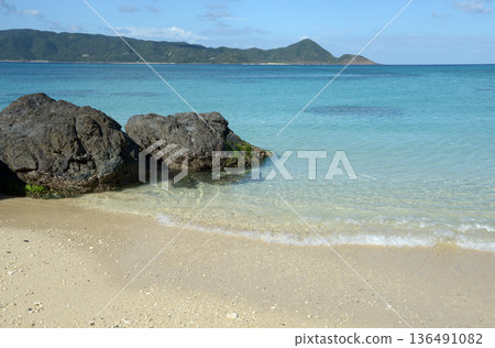 奄美大島宇多田原海灘 136491082
