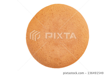 Gingerbread round shape gingerbread isolate on white. Dessert, food. Gingerbread round shape gingerbread isolate on white. Dessert, food. 136491549