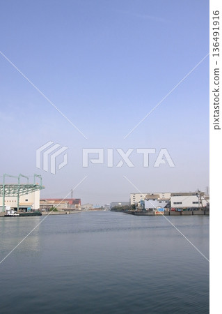 兵庫縣尼崎市尼崎船閘的櫻花景色 136491916