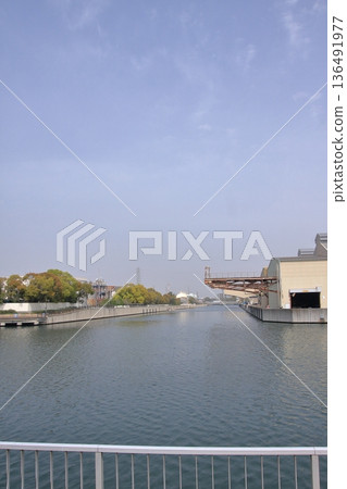 兵庫縣尼崎市尼崎船閘的櫻花景色 兵庫縣尼崎市尼崎船閘的櫻花景色 136491977