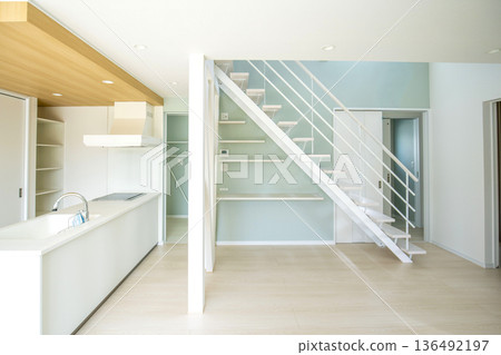Housing image Newly built house Kitchen and living room 136492197