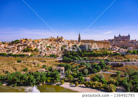從聖天使堡眺望托萊多 136492793