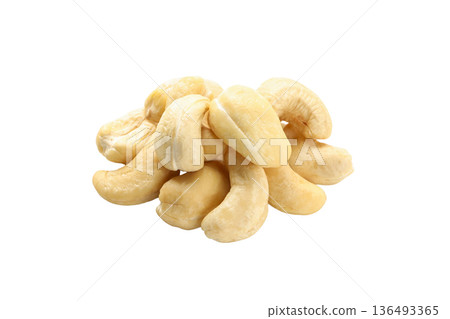 Cashews gathered in a pile on a plain white background, PNG Cashews gathered in a pile on a plain white background, PNG 136493365