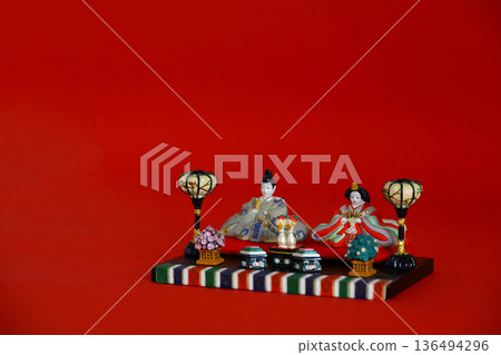 女兒節用的雛人偶靜物畫 136494296