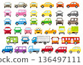一組水彩插畫，描繪了白色背景上的彩色汽車（正面和側面）/轎車、卡車、巴士、露營車 136497111