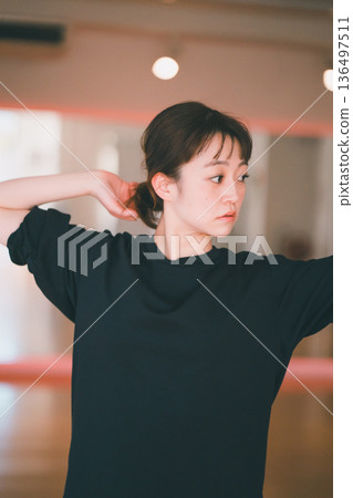 dancing, female, lady 136497511