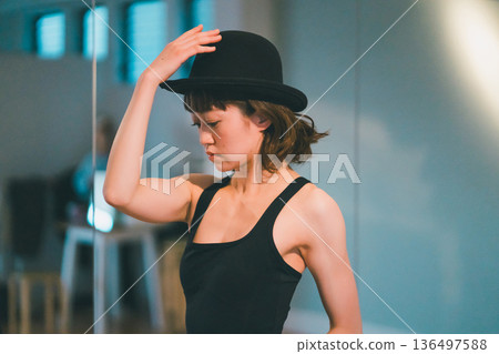 舞 舞蹈 跳舞 136497588