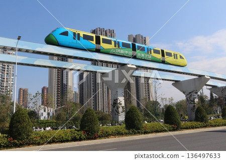 中國深圳的單軌列車 中國深圳的單軌列車 136497633