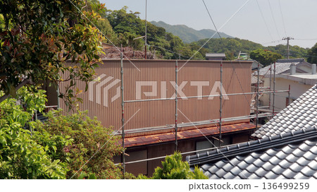 建築鷹架、外牆更換、金屬板材、鍍錫鐵皮噴漆工程 建築鷹架、外牆更換、金屬板材、鍍錫鐵皮噴漆工程 136499259