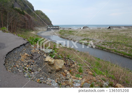 Scars of the Great East Japan Earthquake 1205 03 Scars of the Great East Japan Earthquake 1205 03 136505208