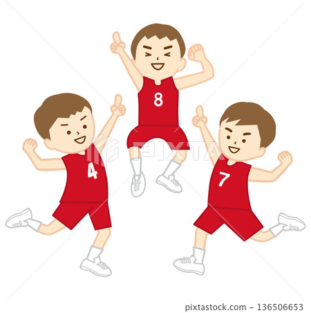 男孩們擺出第一名的姿勢慶祝贏得籃球比賽 136506653