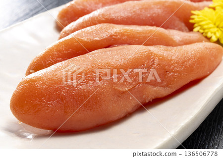 Fresh and delicious cod roe Fresh and delicious cod roe 136506778