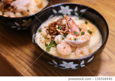 Thai style shrimp porridge Thai style shrimp porridge 136508440