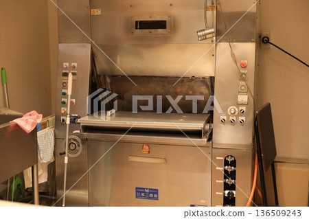 用於商業用途 136509243